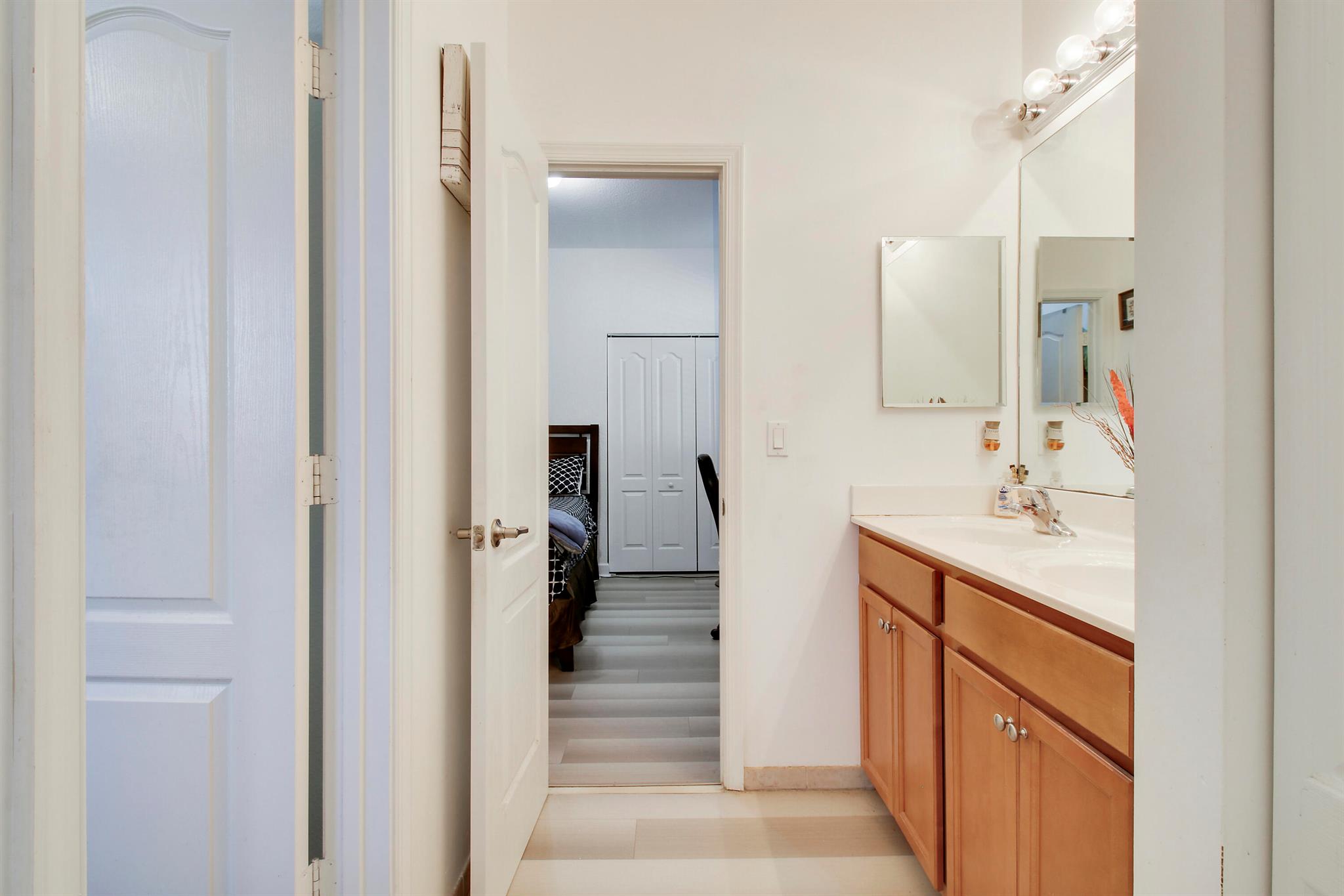 5134 Ashley River Road