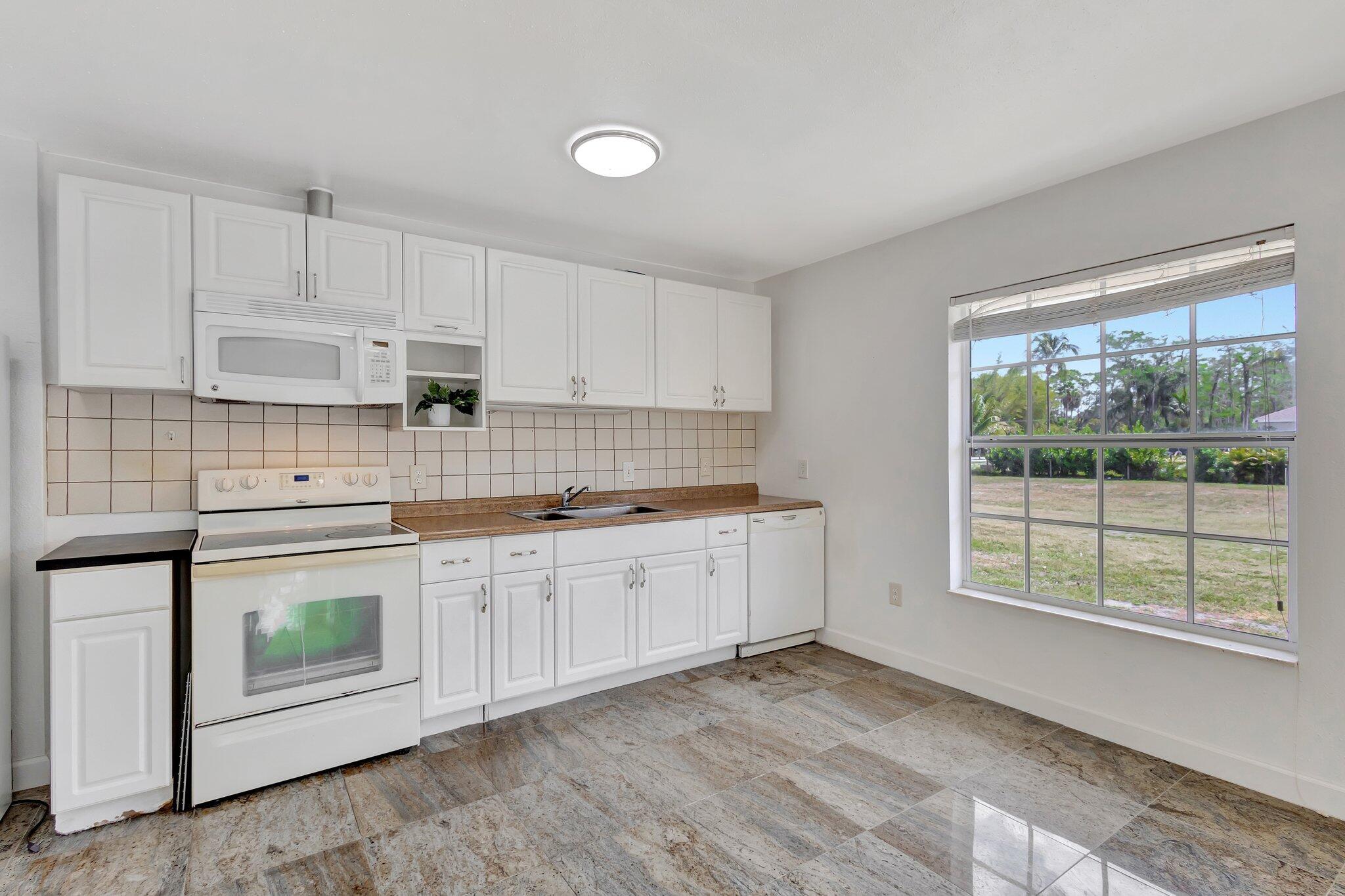 16412 62nd Road N
