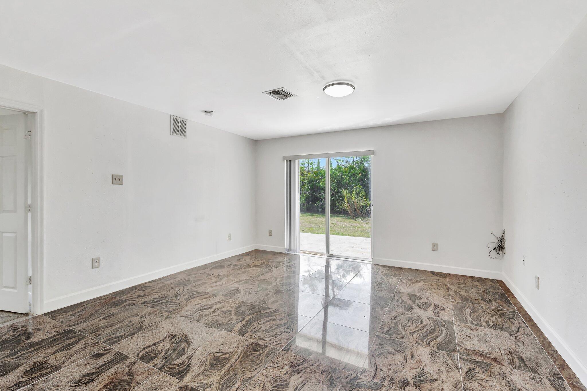 16412 62nd Road N