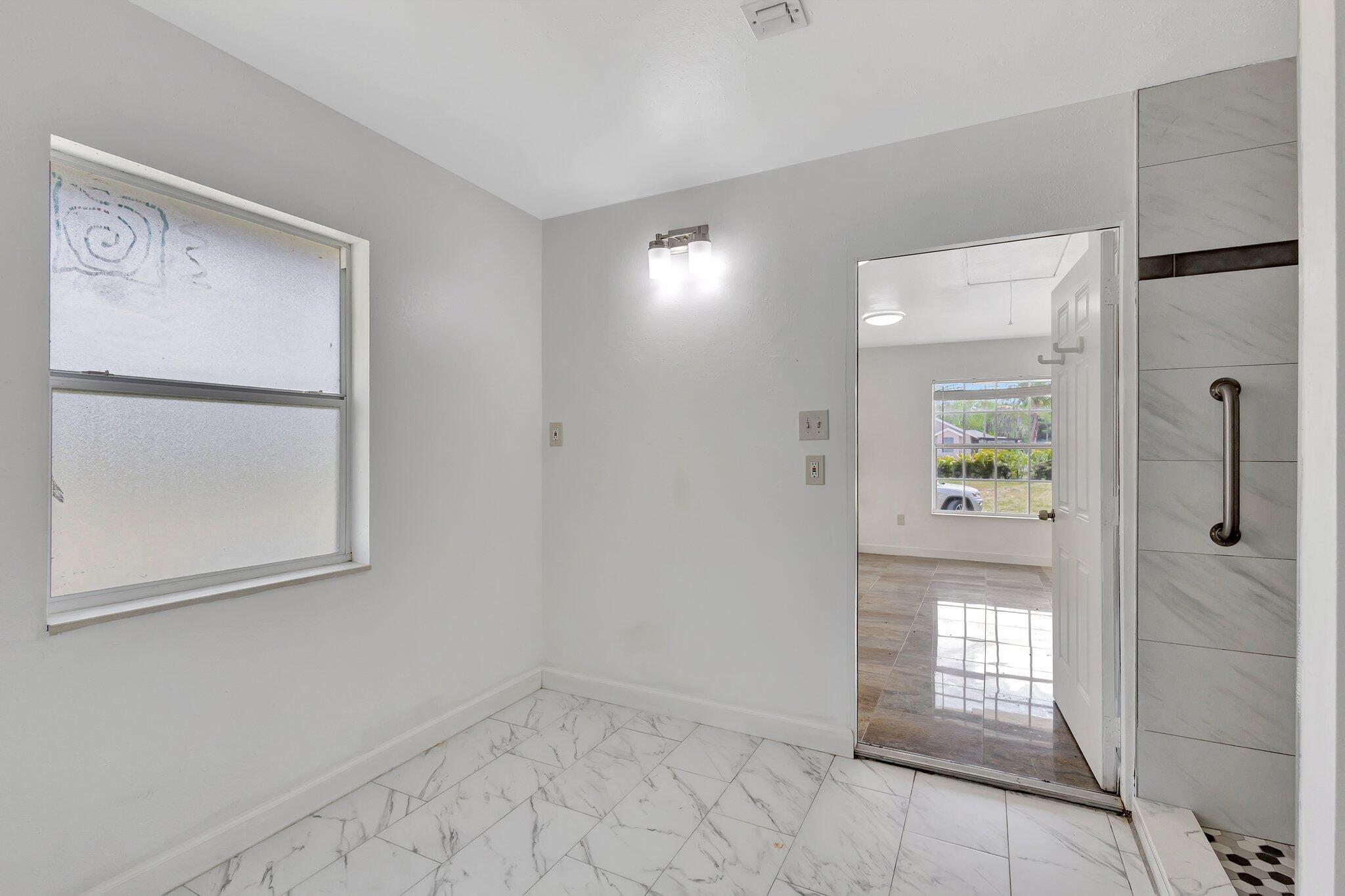 16412 62nd Road N