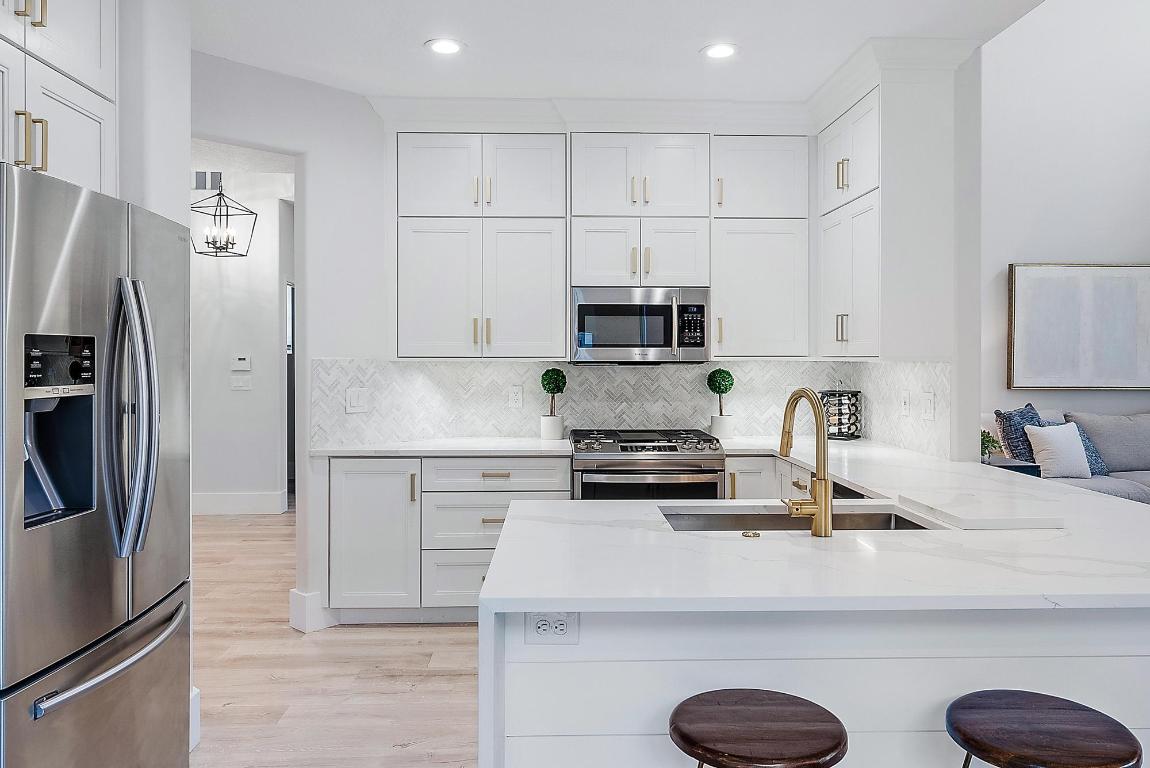 8307 Quail Meadow Way