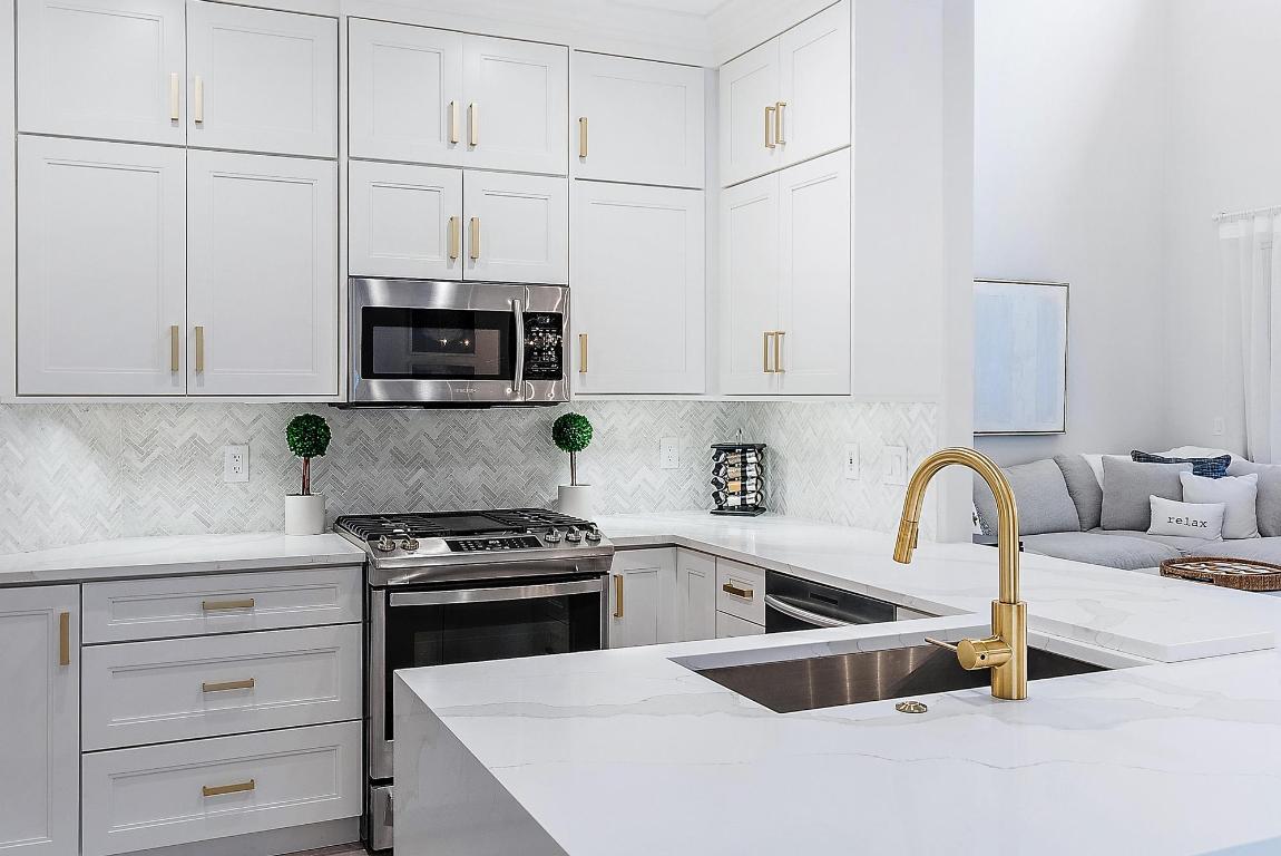 8307 Quail Meadow Way