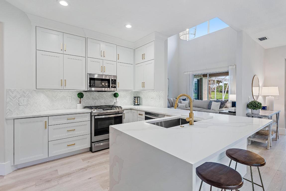 8307 Quail Meadow Way