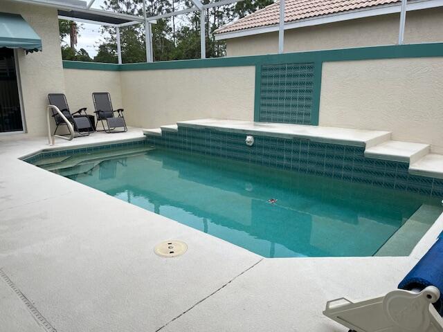 813 SW Saint Andrews Cove