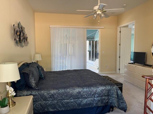 813 SW Saint Andrews Cove