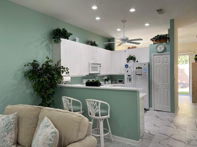 813 SW Saint Andrews Cove