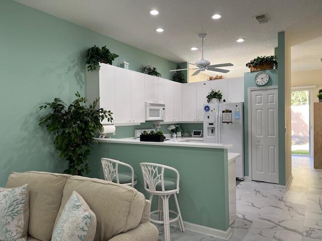 813 SW Saint Andrews Cove