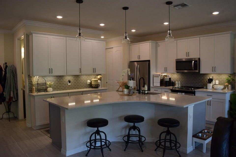 8248 Tailshot Court
