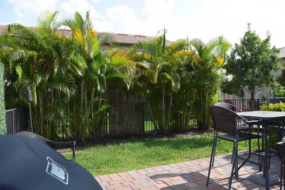 8248 Tailshot Court