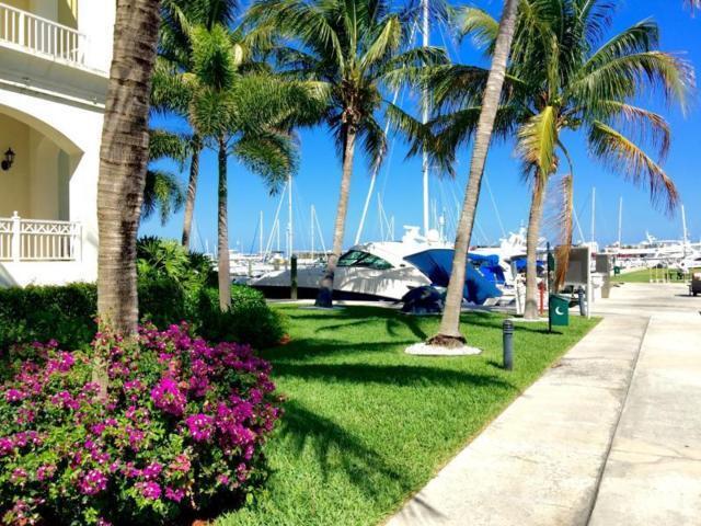 802 W Windward Way 211