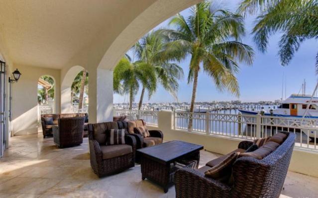 802 W Windward Way 211