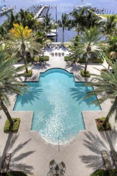 802 W Windward Way 211