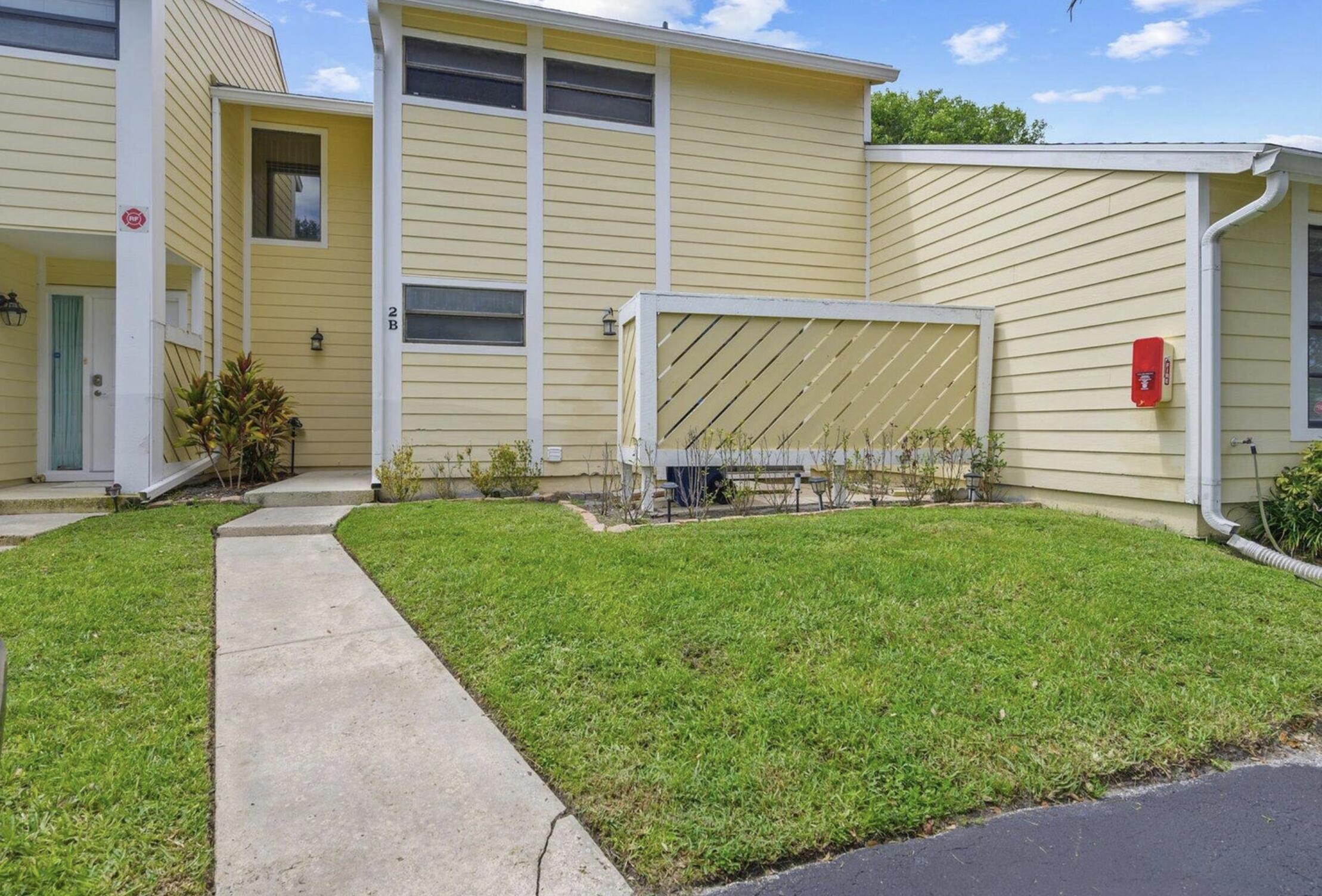 402 Lakewood Court Court 2b