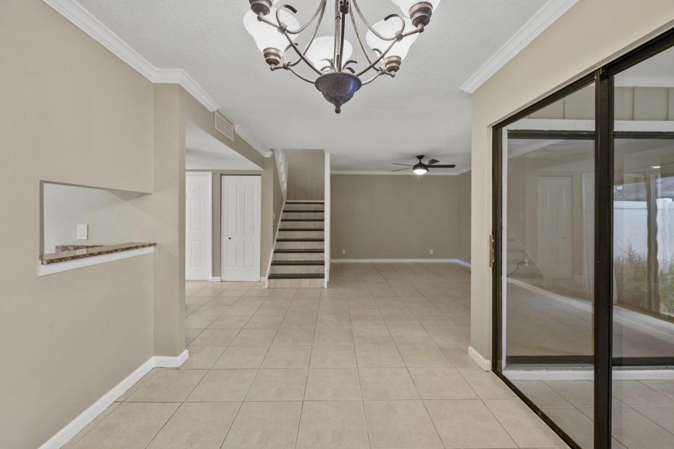 402 Lakewood Court Court 2b