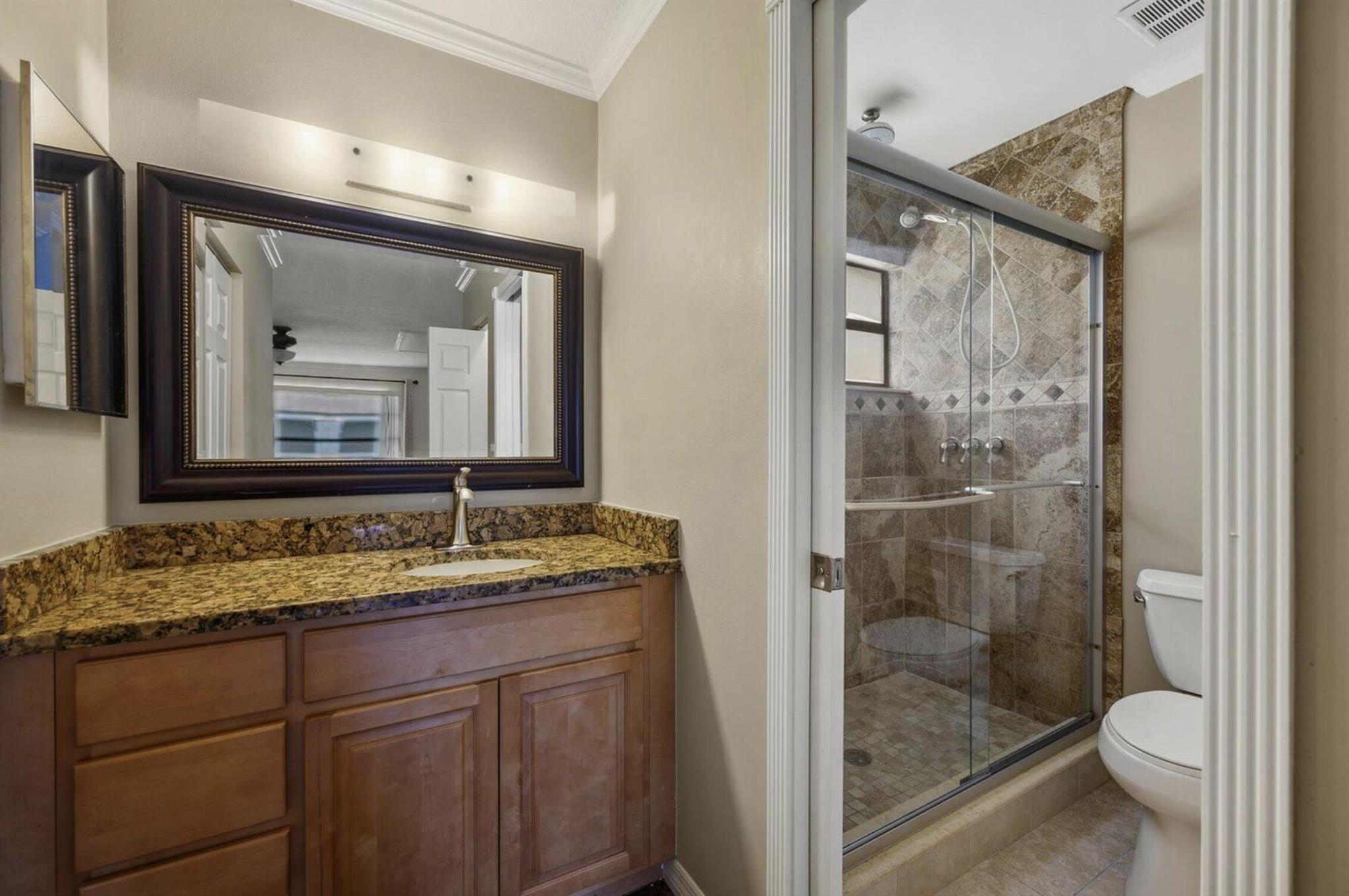 402 Lakewood Court Court 2b