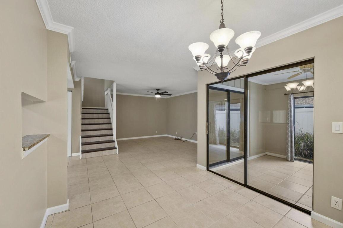 402 Lakewood Court Court 2b