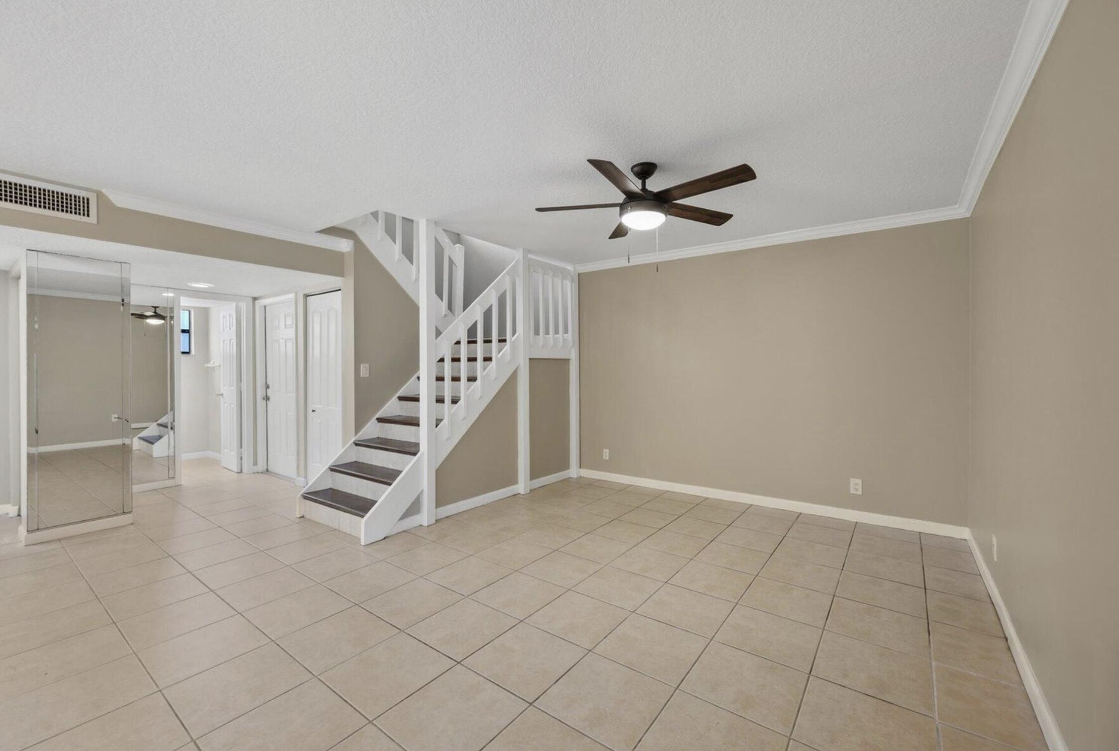 402 Lakewood Court Court 2b