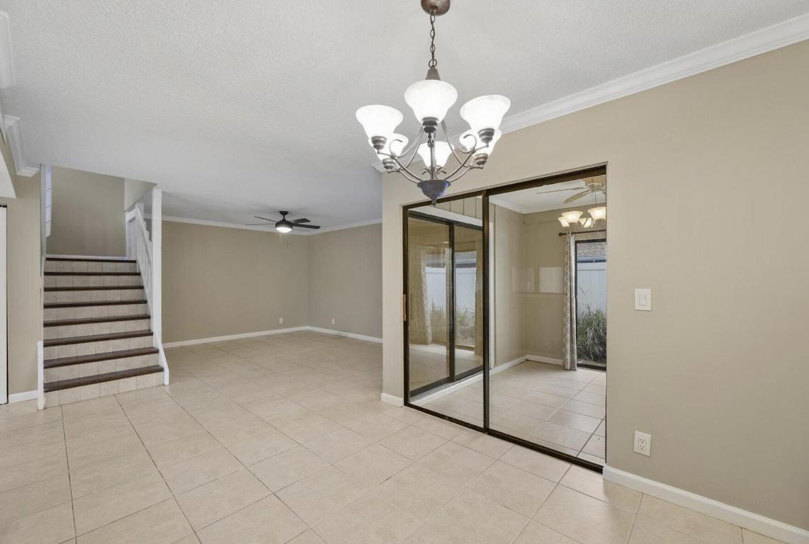 402 Lakewood Court Court 2b