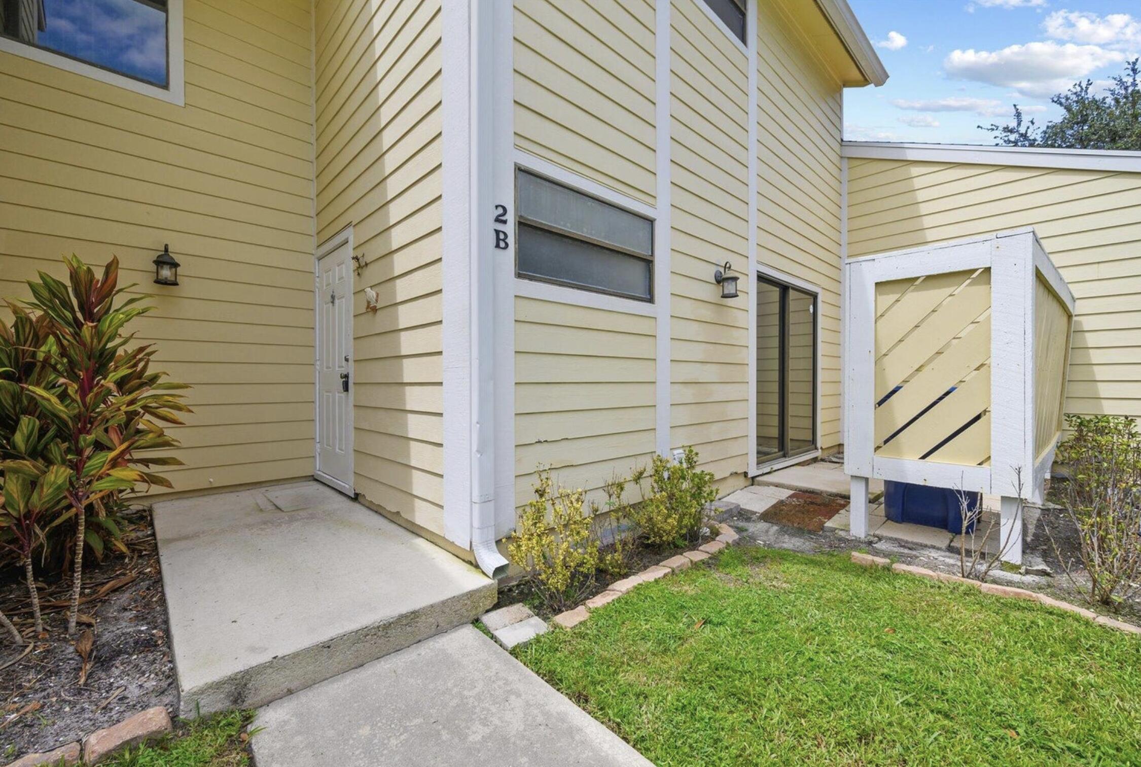 402 Lakewood Court Court 2b