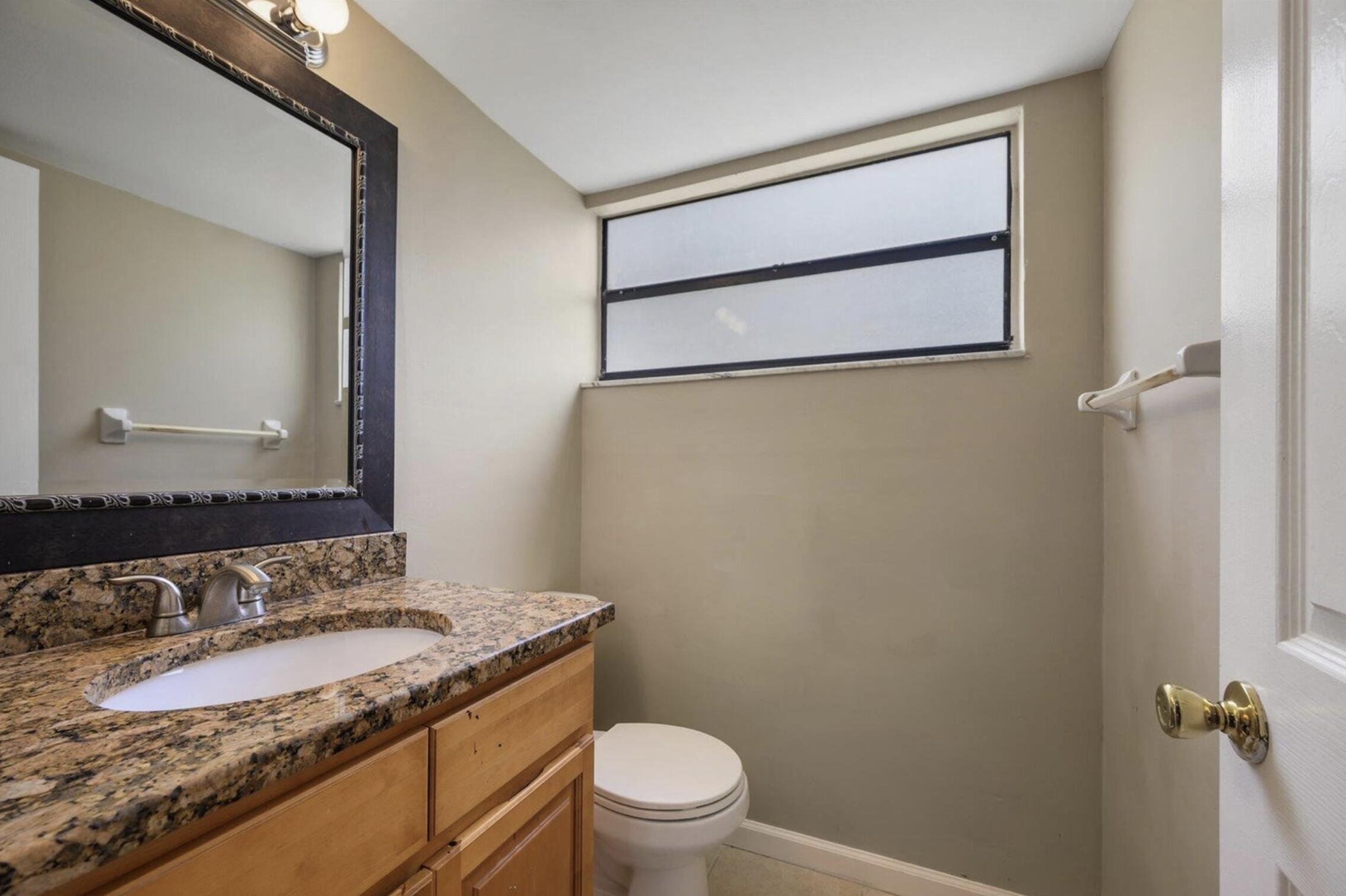 402 Lakewood Court Court 2b