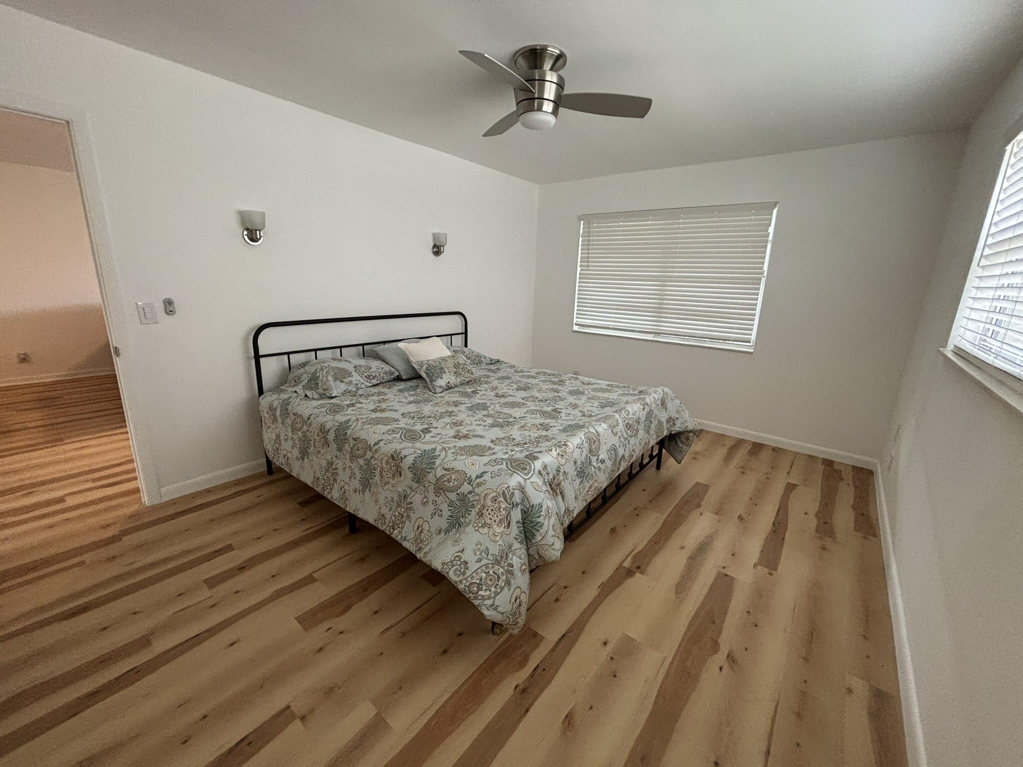 190 Lake Meryl Drive, West Palm Beach