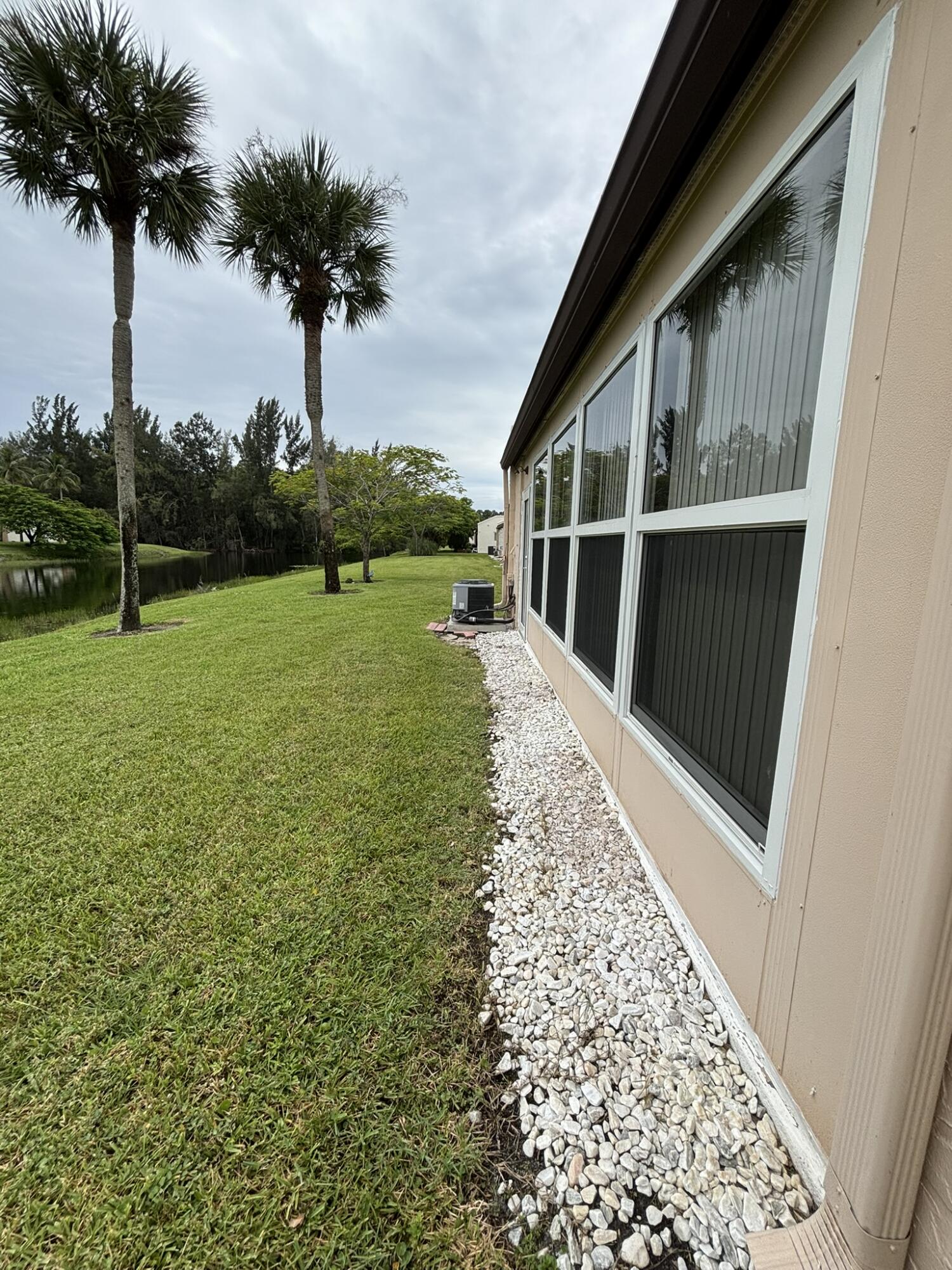 190 Lake Meryl Drive, West Palm Beach