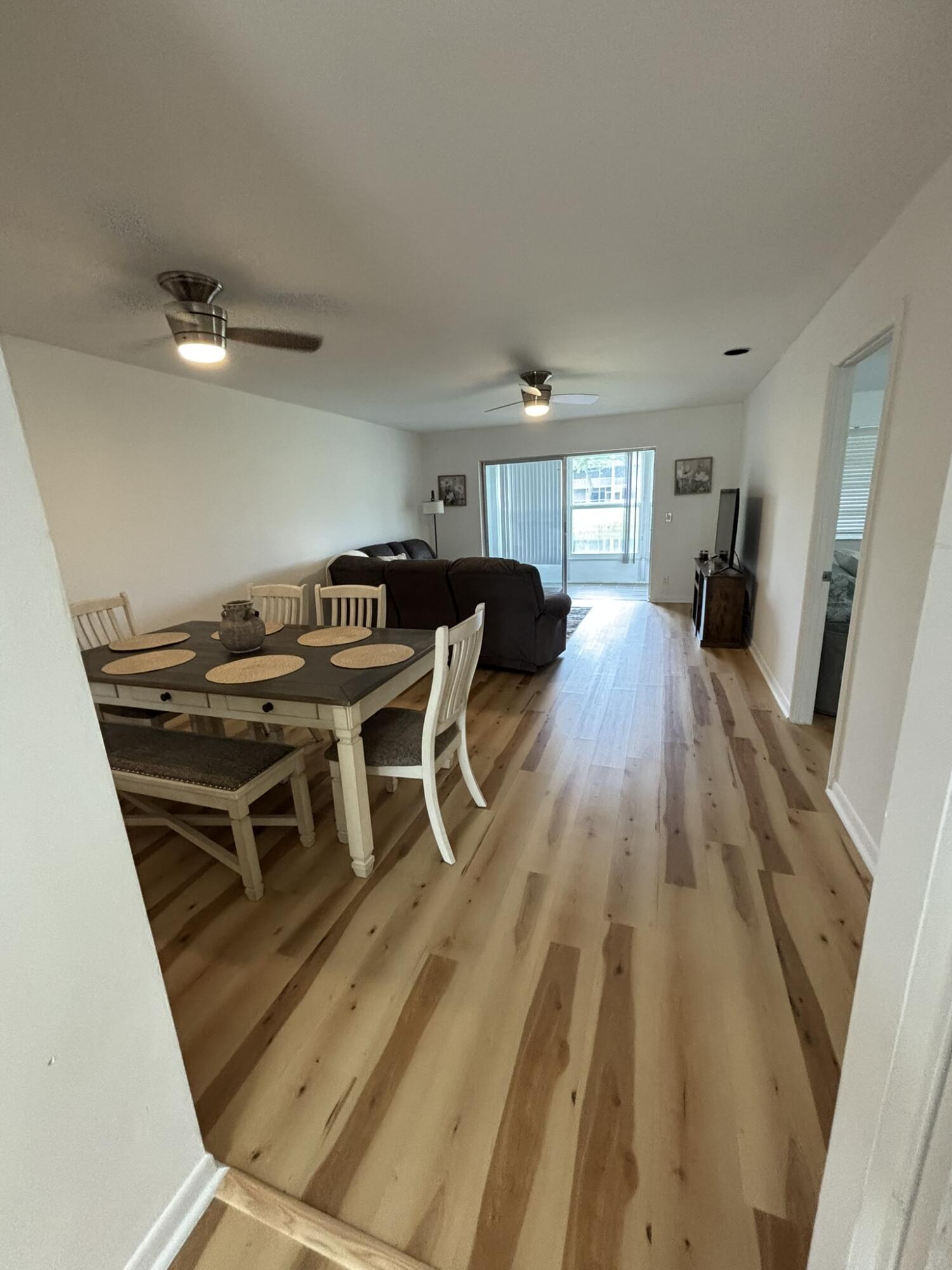 190 Lake Meryl Drive, West Palm Beach