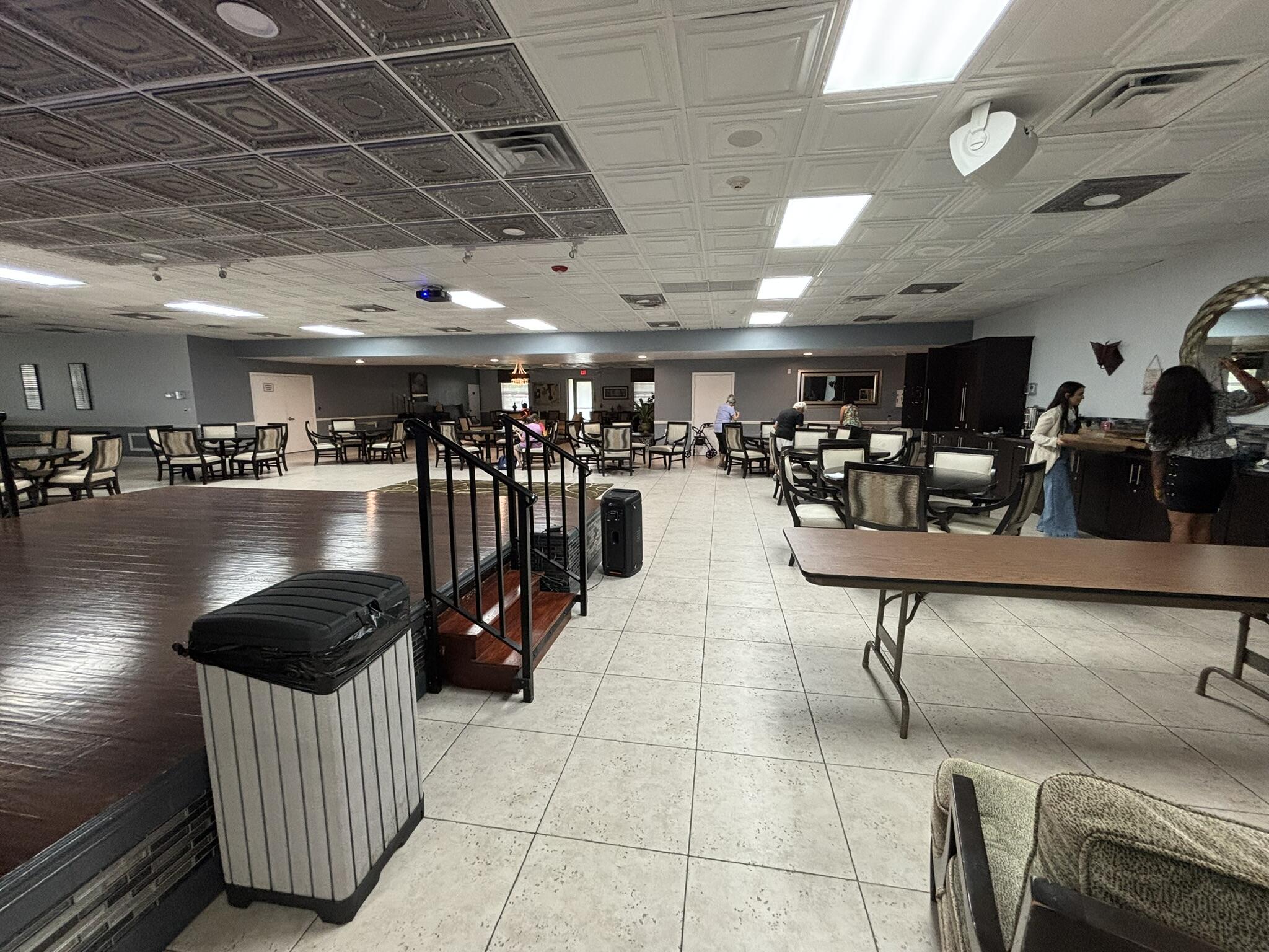 190 Lake Meryl Drive, West Palm Beach