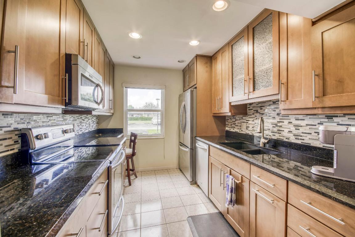 120 Lake Meryl Drive 117, West Palm Beach Unit: 117