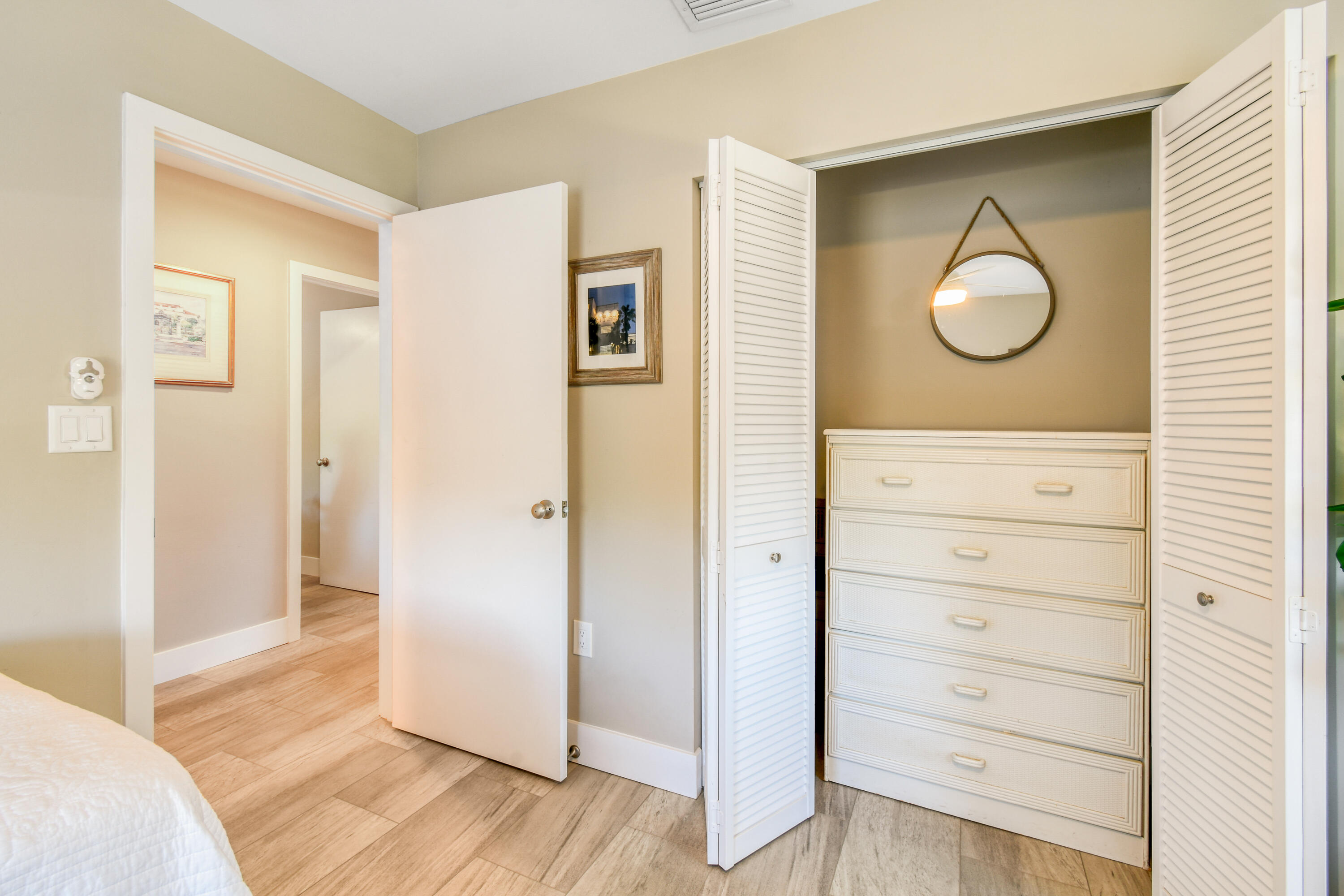 717 S Us Highway 1 508