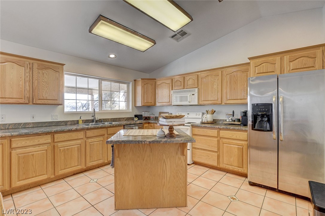 2200 North Moapa Valley Boulevard