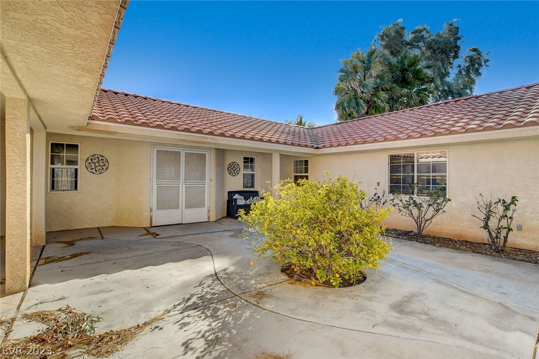 2200 North Moapa Valley Boulevard