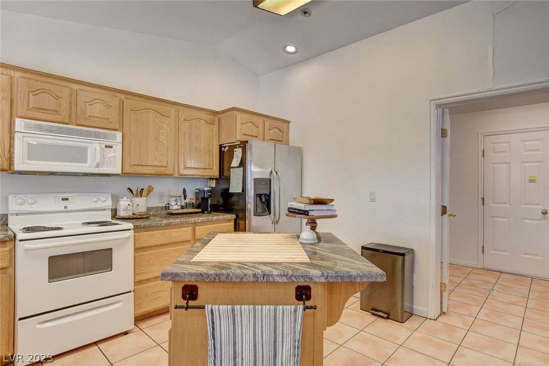 2200 North Moapa Valley Boulevard