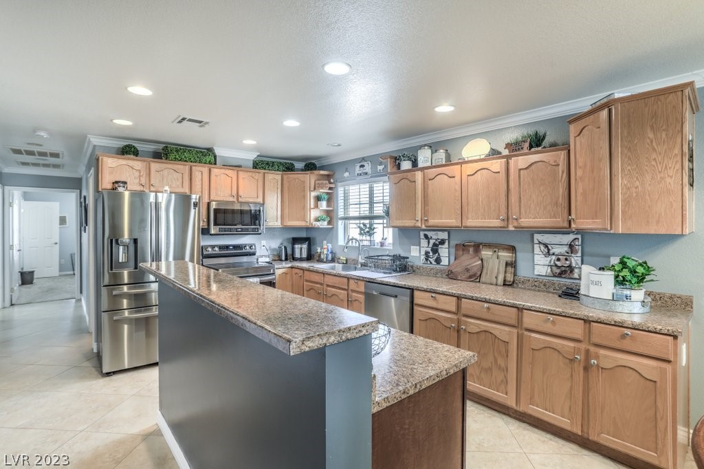 3193 Sheepskin Street