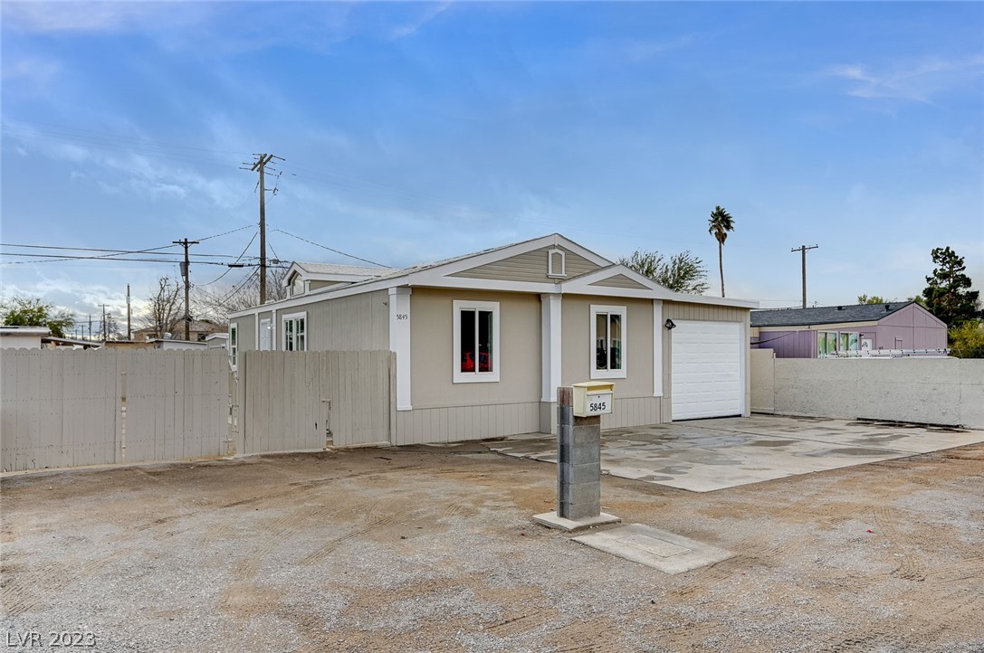 5845 East Carey Avenue