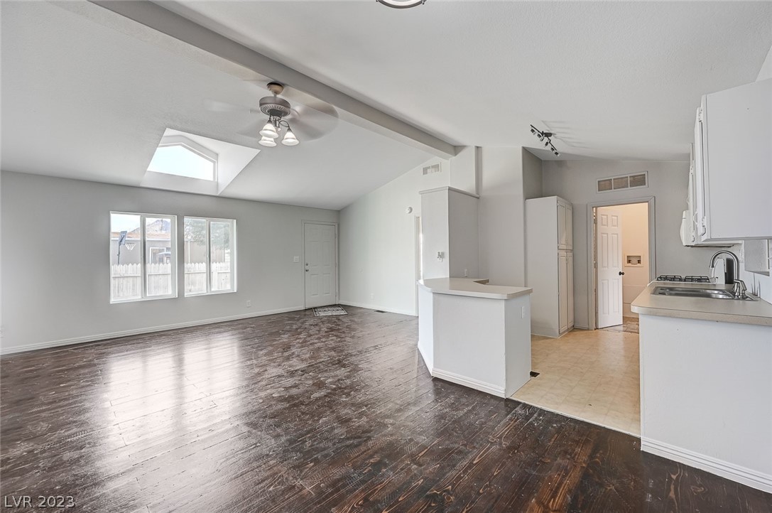 5845 East Carey Avenue