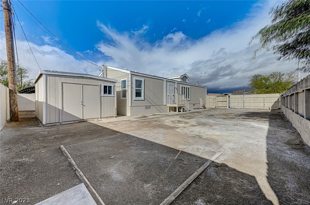 5845 East Carey Avenue