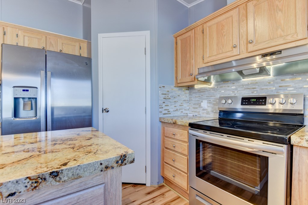 728 Mormon Peak Street