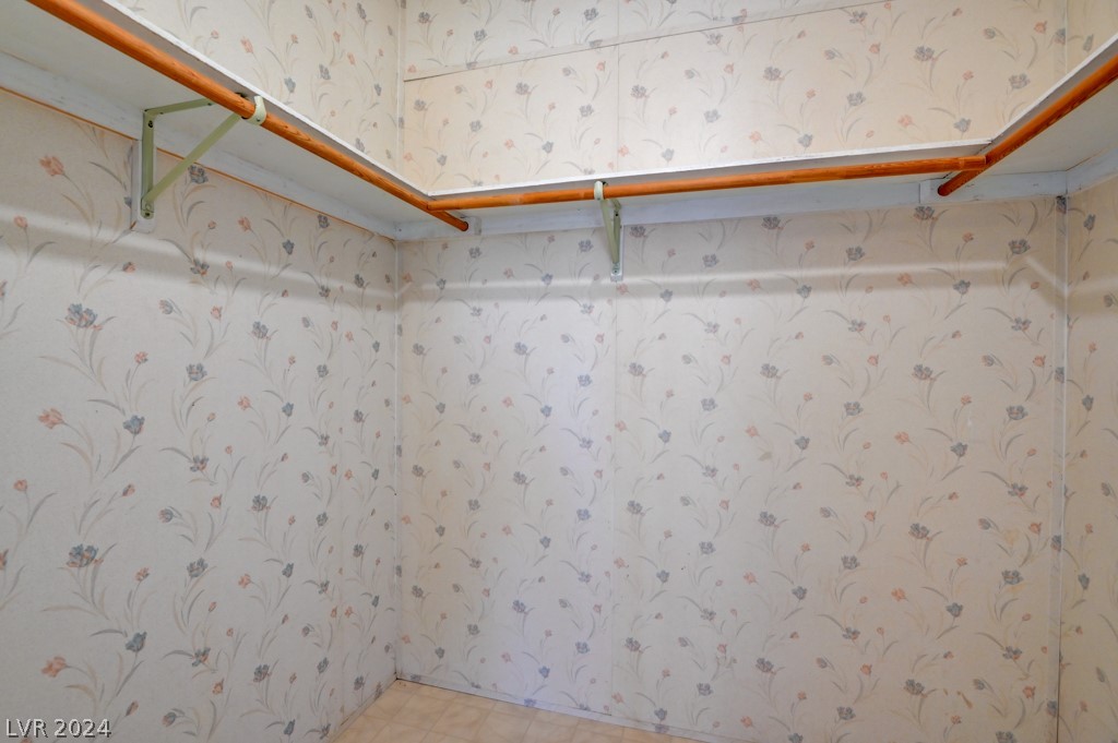 870 North Saltbrush Lane