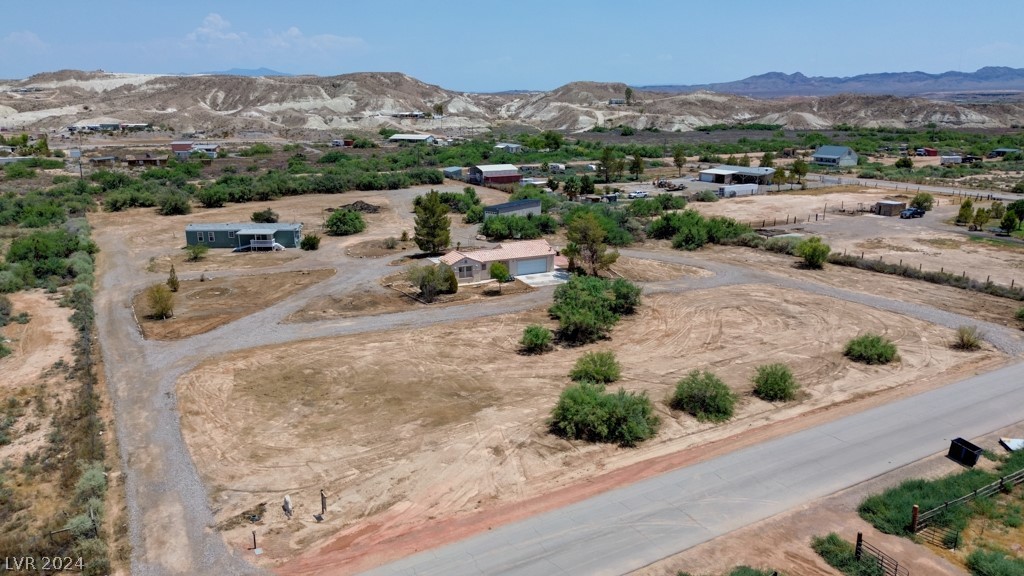 870 North Saltbrush Lane