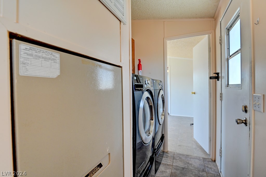 870 North Saltbrush Lane