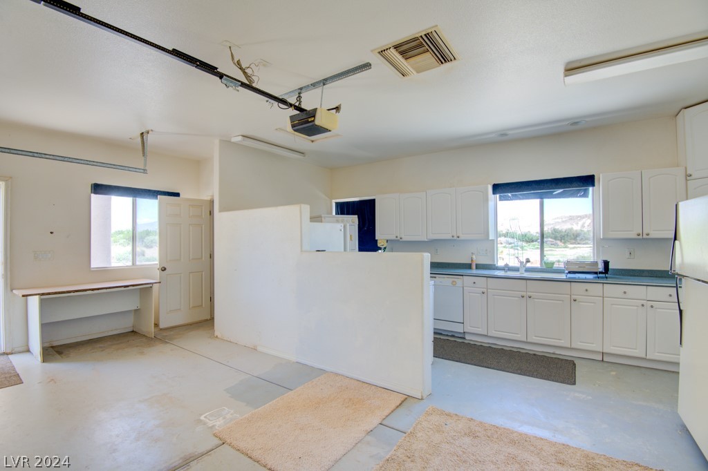 870 North Saltbrush Lane