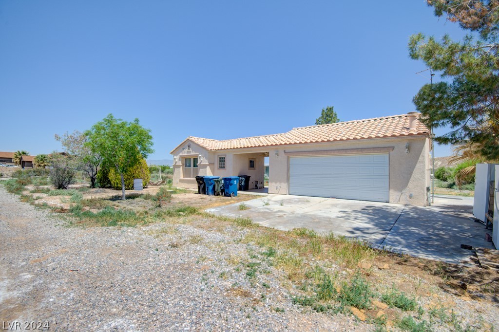 870 North Saltbrush Lane