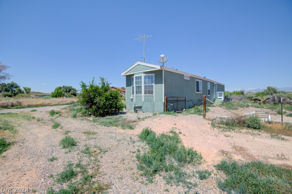 870 North Saltbrush Lane