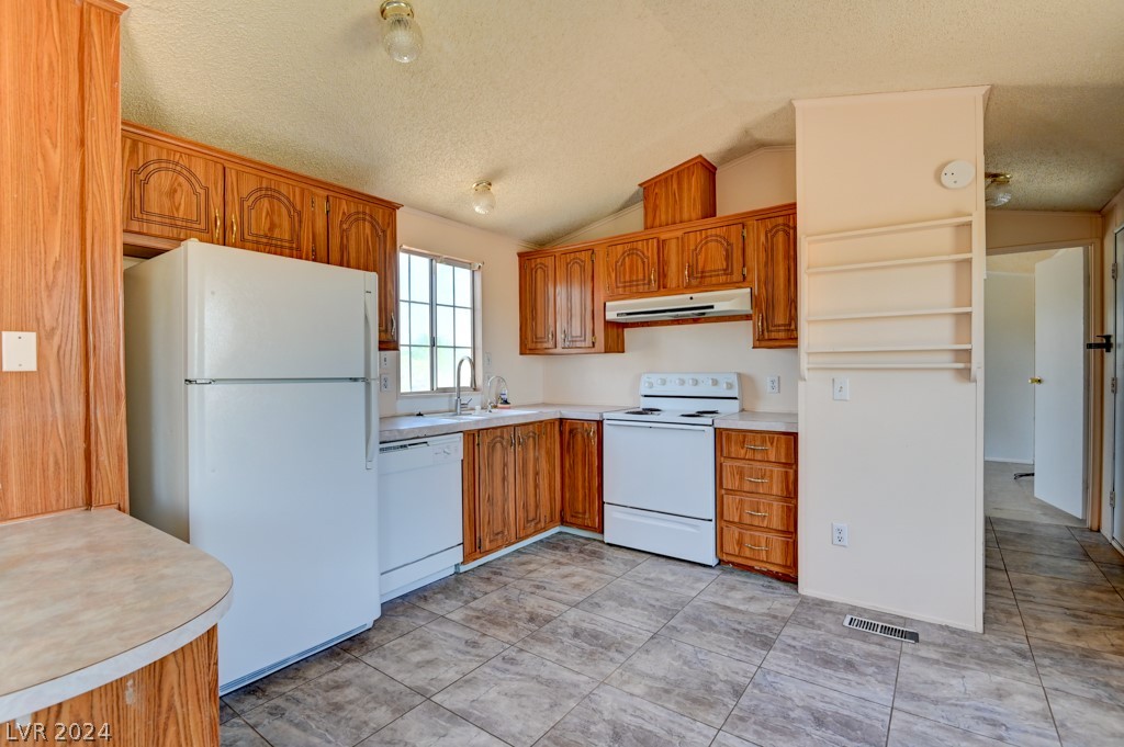 870 North Saltbrush Lane