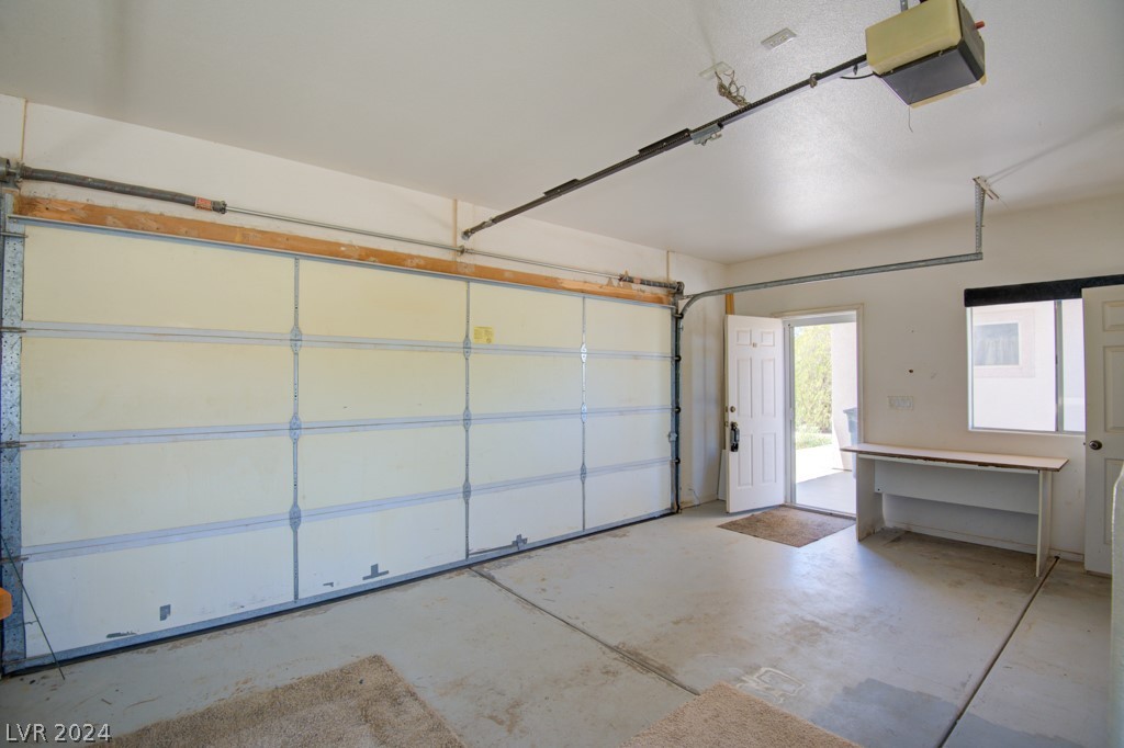 870 North Saltbrush Lane