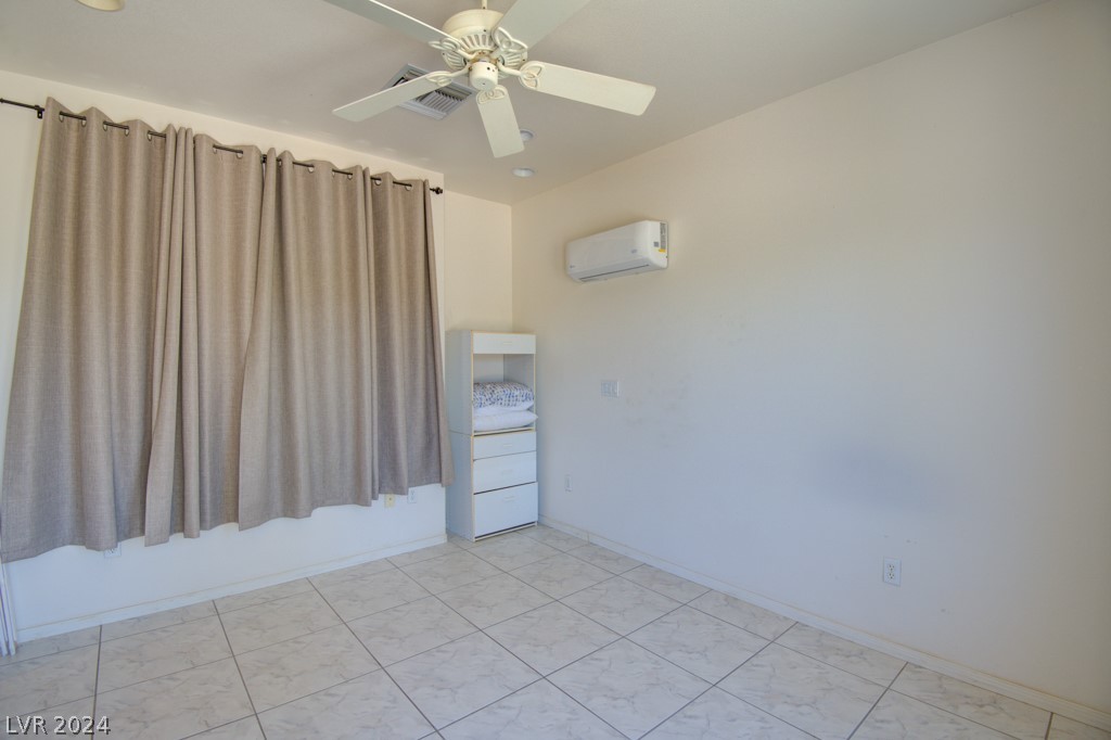 870 North Saltbrush Lane