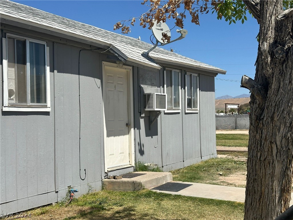 180 North Jones Street 1