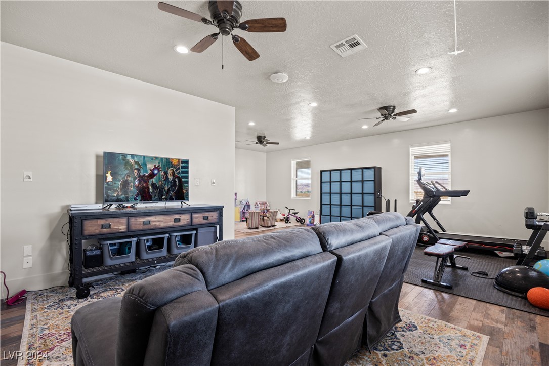 2630 Yamashita Street