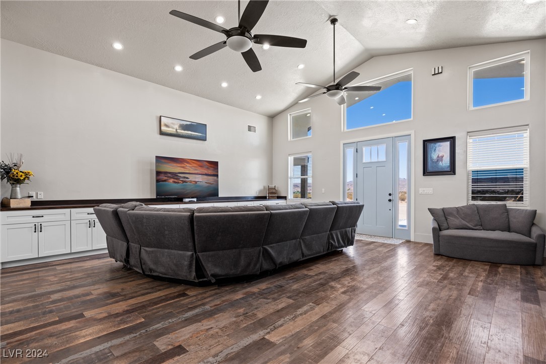 2630 Yamashita Street